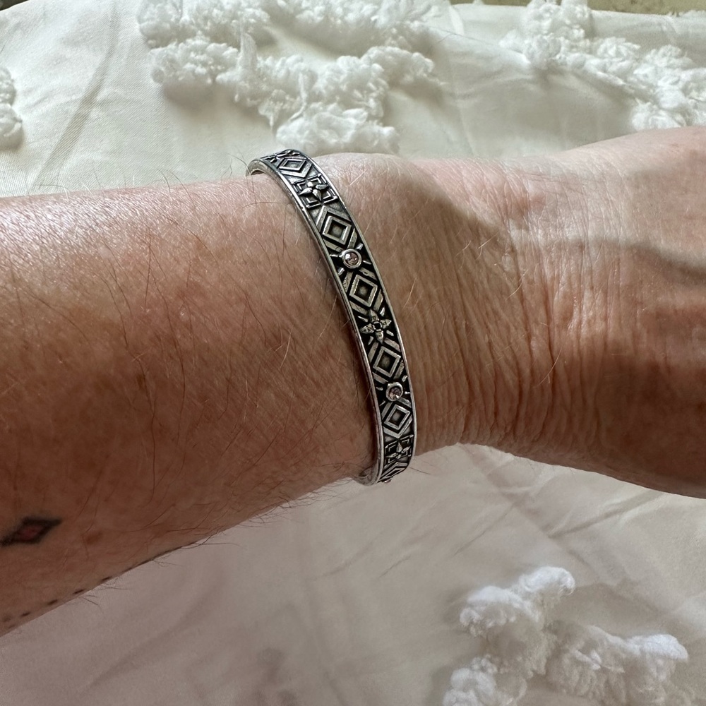 Alex and Ani silver cuff bracelet - Picture 2 of 6